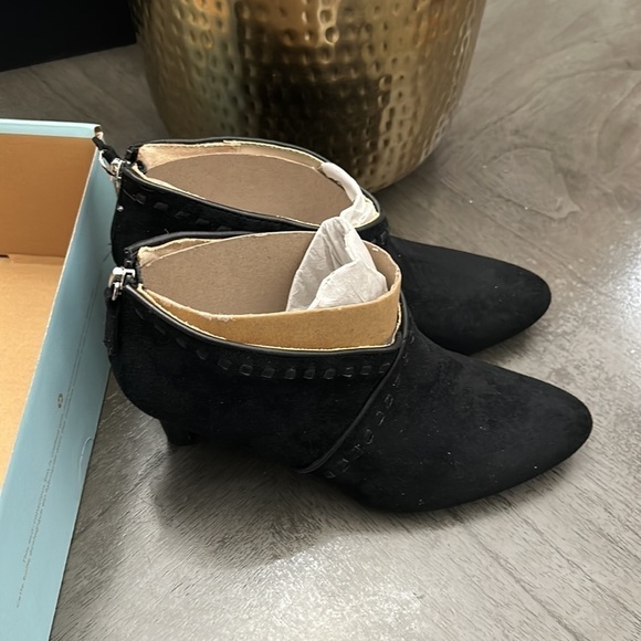 LIFESTRIDE WOMEN GIADA BOOTIE - Picture 5 of 11